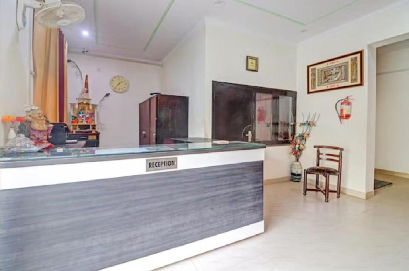 Hotel Olive Tree Agra  Kültér fotó